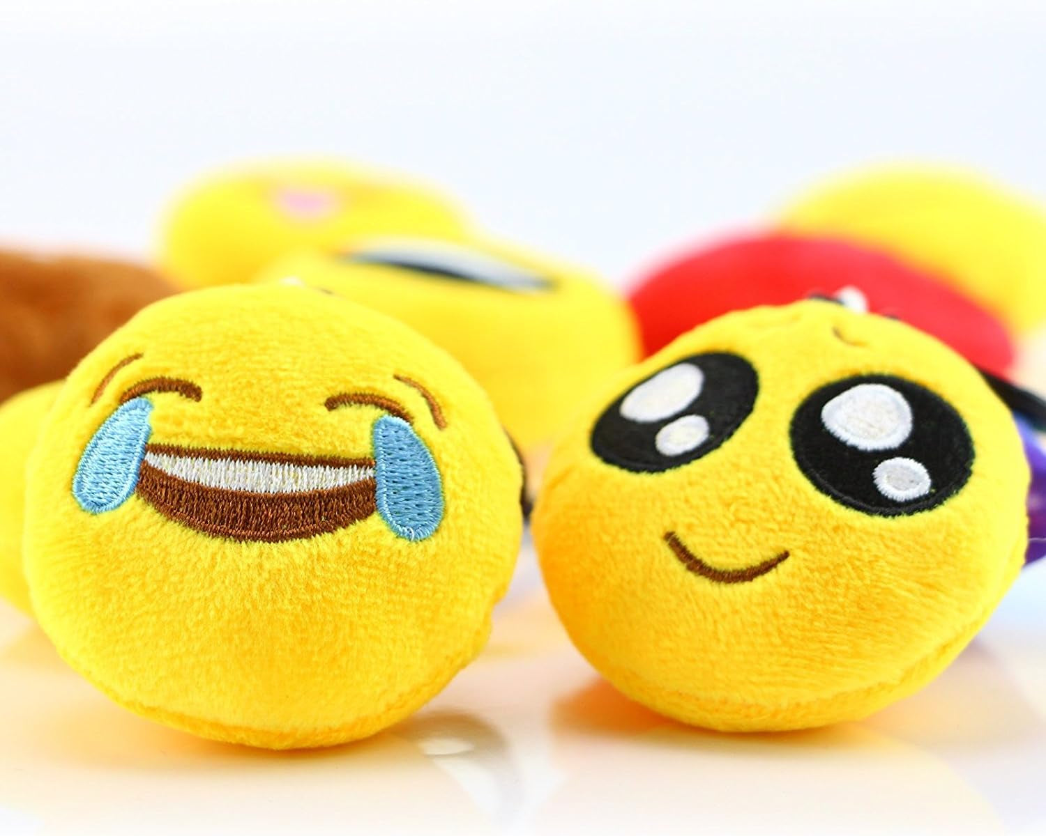 Emoticon Keychain Mini Cute Plush Pillows, Party Favors for Kids Valentine'S Day Gifts / Birthday Party Supplies, Emoticon Gifts Toys Carnival Prizes for Kids (64 Pack)